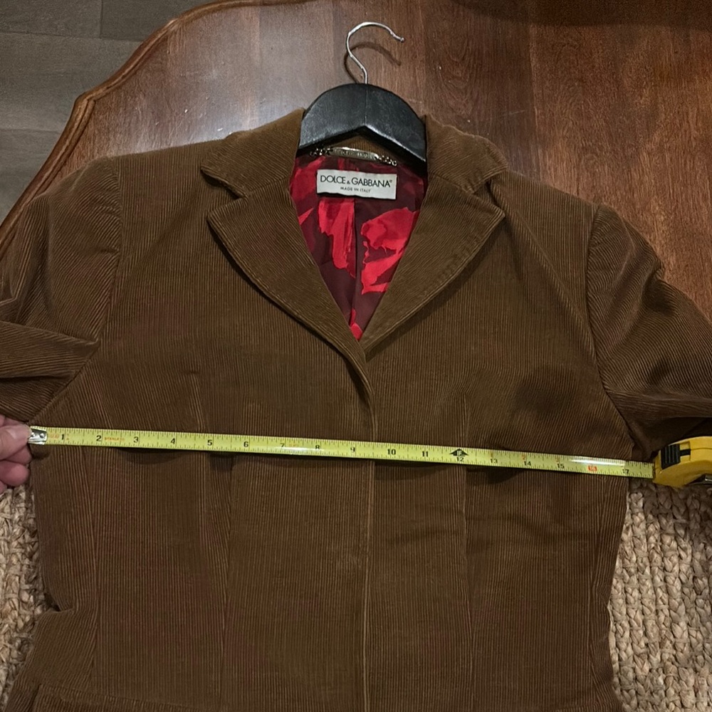 Dolce & Gabbana Brown Blazer with Red Lining - Picture 8 of 16